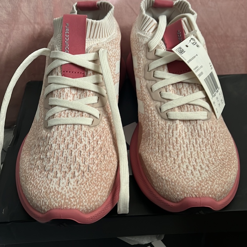AdidasPureBounce - Picture 2 of 6